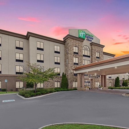 Holiday Inn Express & Suites - Cleveland Northwest By Ihg Exteriör bild